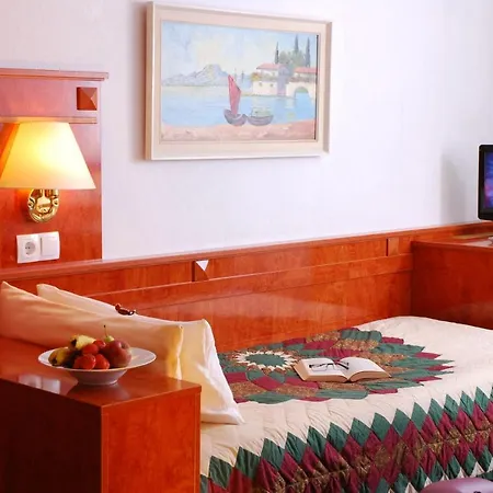 호텔 Zum Turm 카웁